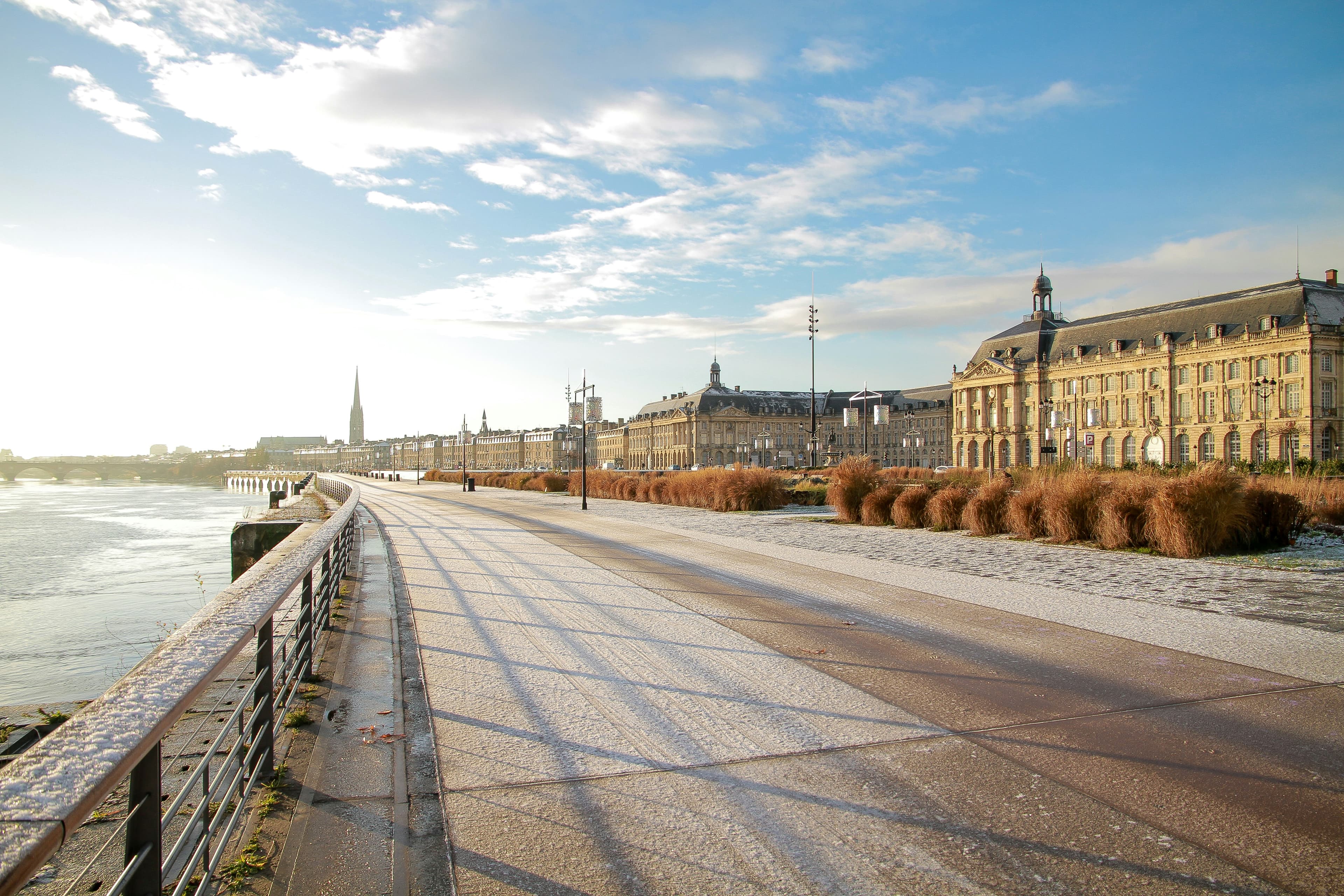 Quais de la Garonne à Bordeaux